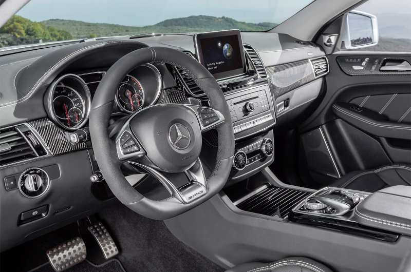 Mercedes GLE Coupe AMG 63s салон
