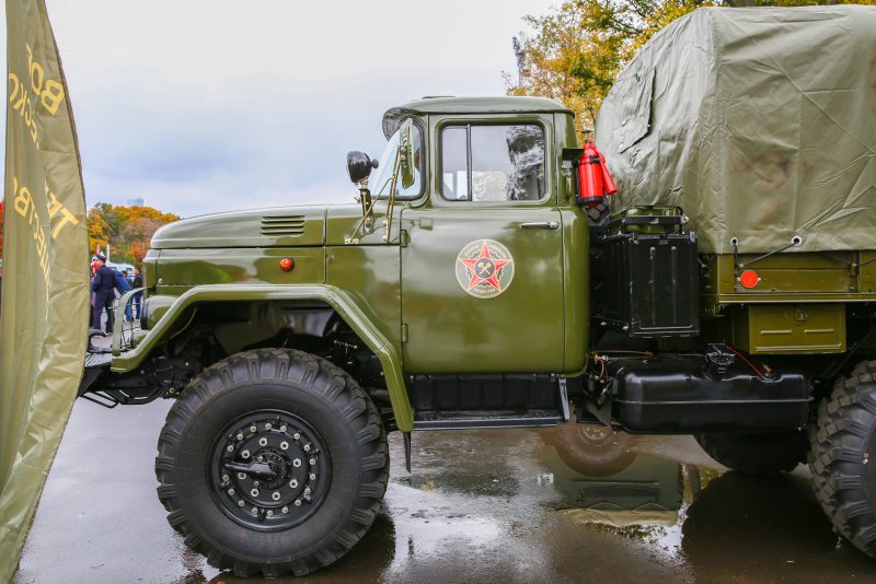 ЗИЛ-131 грузовой автомобиль