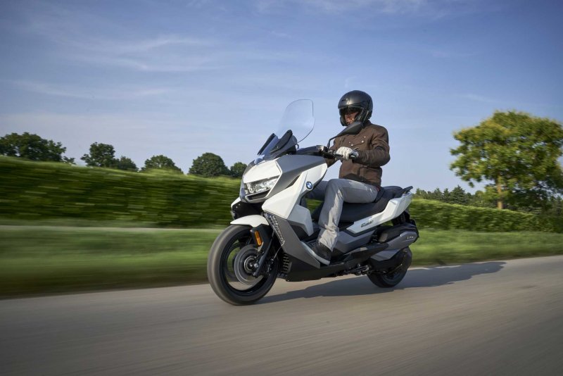 Мотоцикл БМВ s1000xr