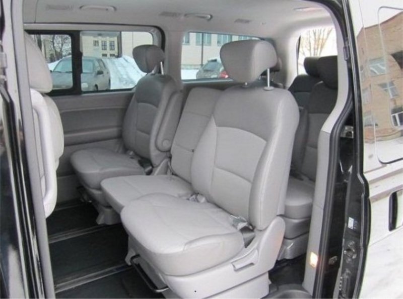 Hyundai Starex 2010 салон