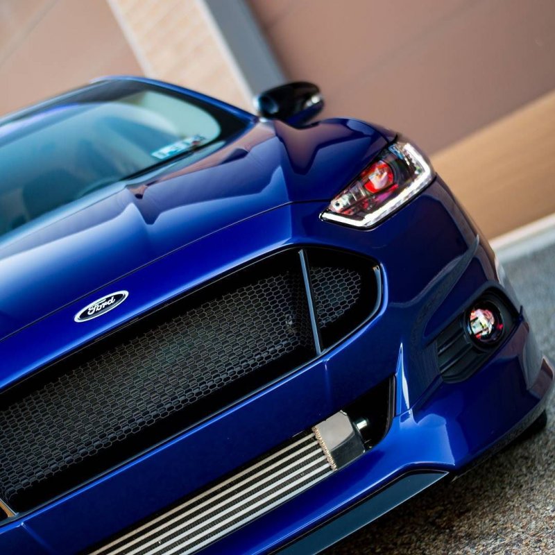 Ford r8