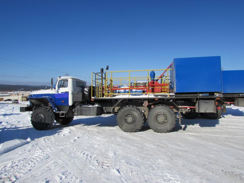 Цементировочный агрегат на шасси Урал НПЦ-32 (9т)