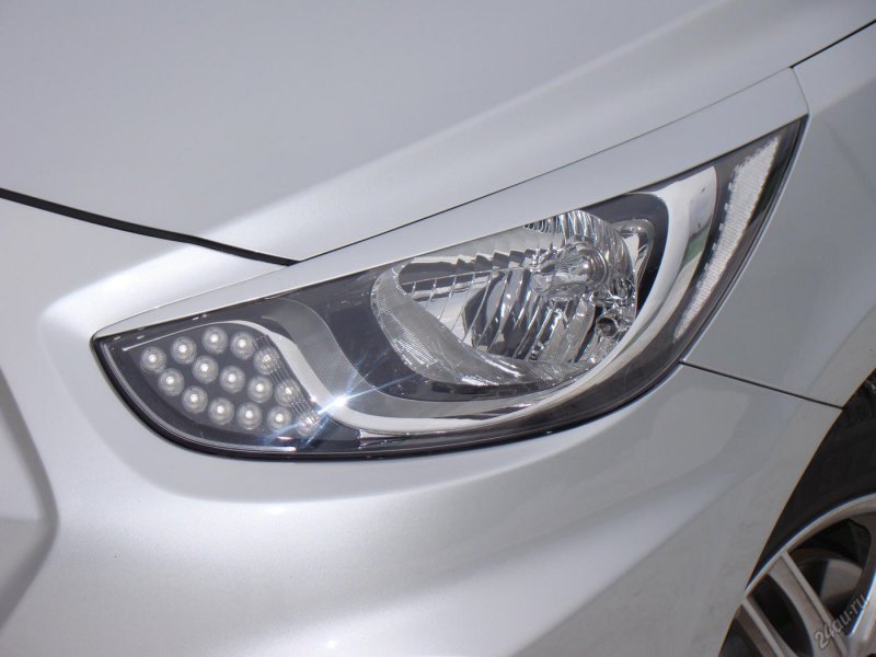Реснички на фары Hyundai Solaris 2011-2014