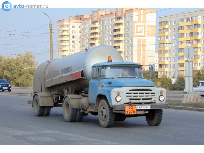 ЗИЛ 130 седельный тягач