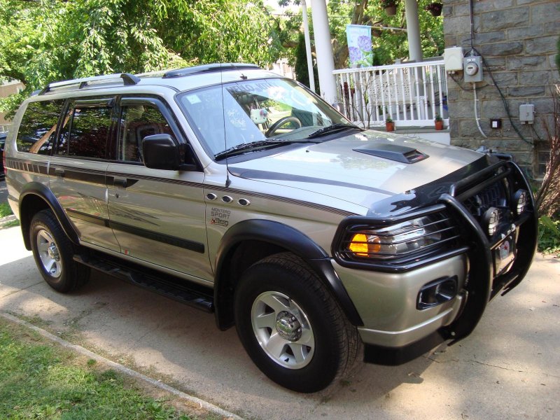 Mitsubishi Pajero Sport 2005