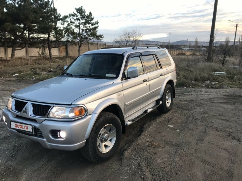 Mitsubishi Montero Sport 2002