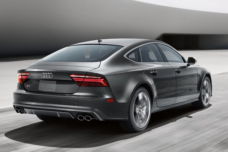 Ауди s7 2015