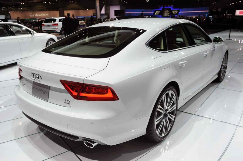 Audi a7 2014 белая