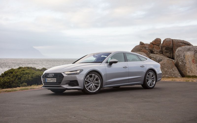 Audi a7 2019 серая