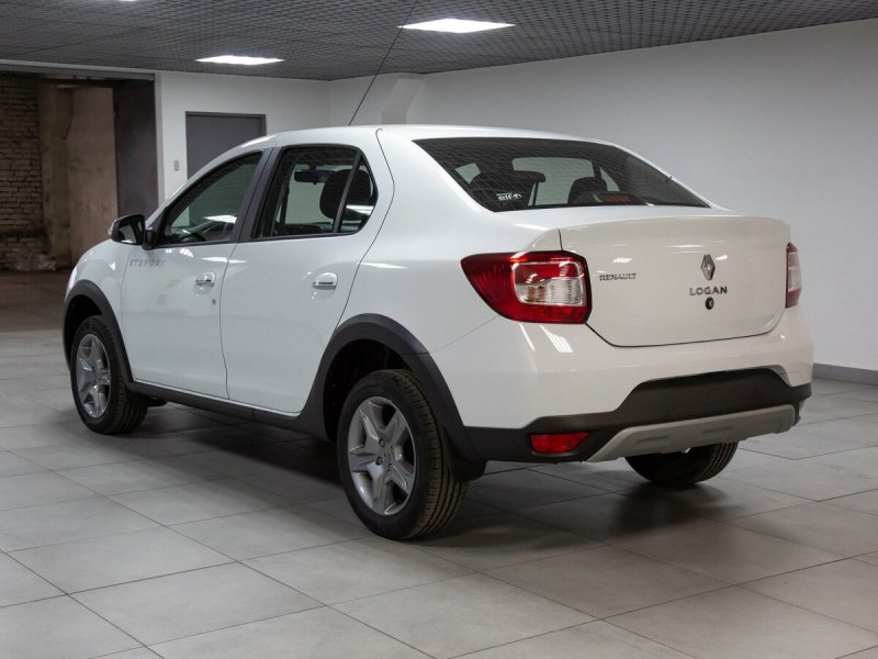 Renault Logan Stepway 2021