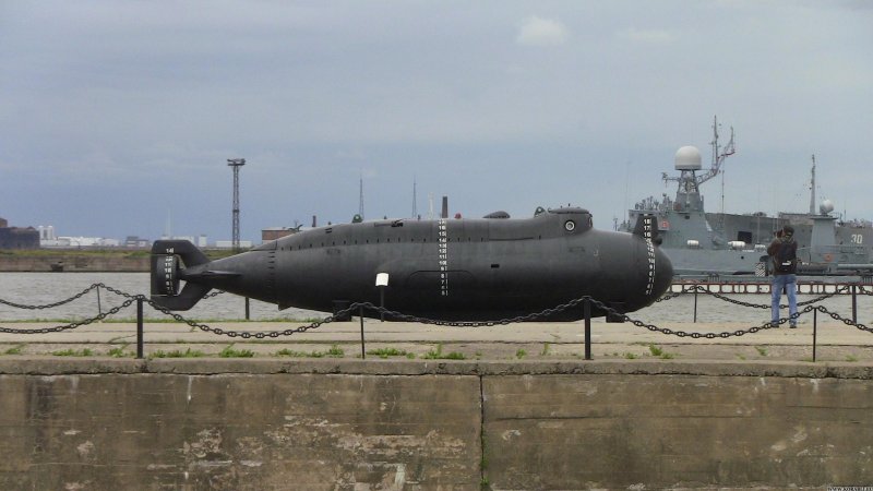 Сверхмалая подводная лодка «Тритон-2»