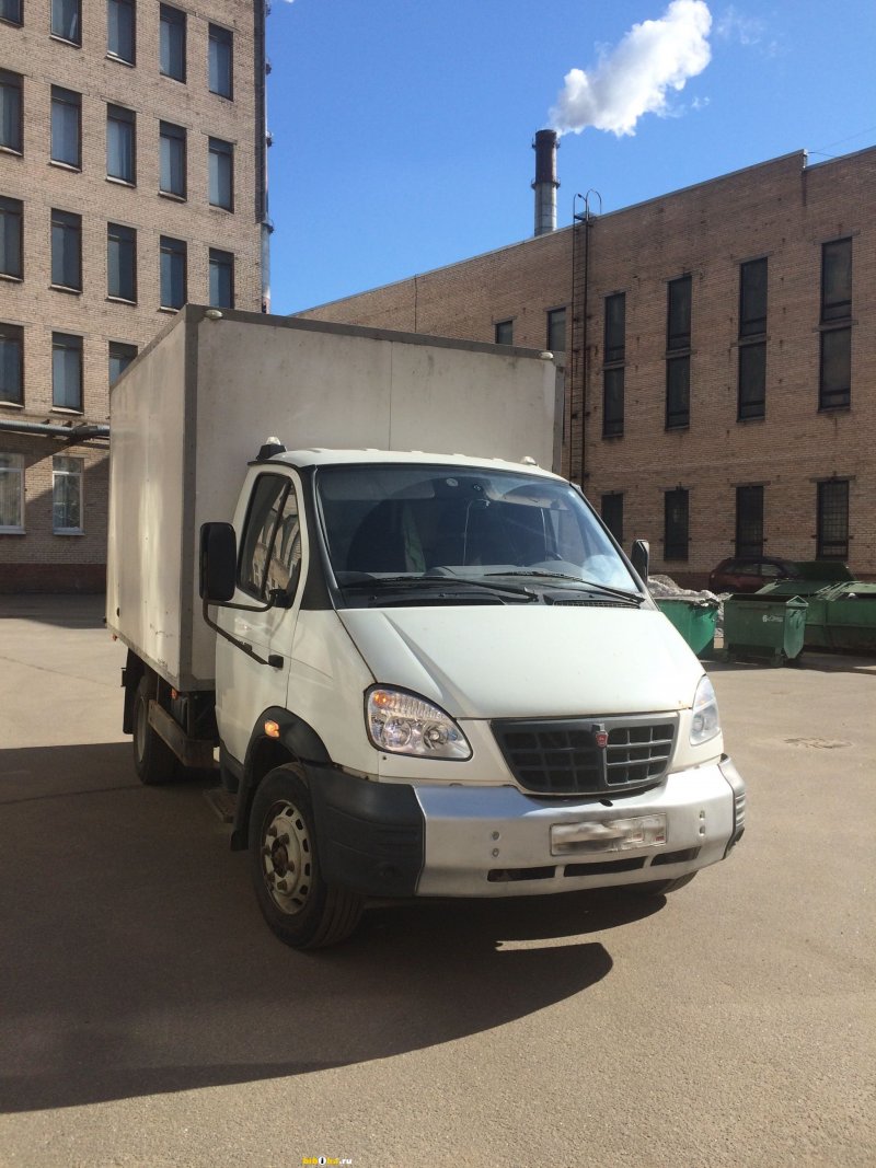ГАЗ 33106 фургон сзади