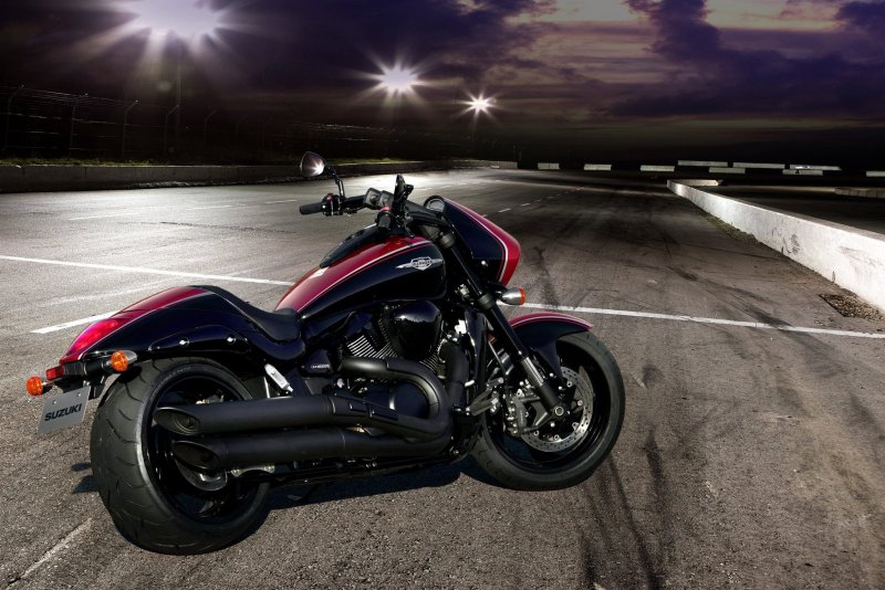 Suzuki Boulevard m109