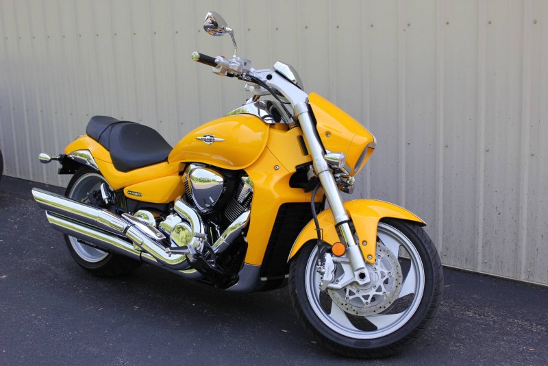 Suzuki Boulevard m109