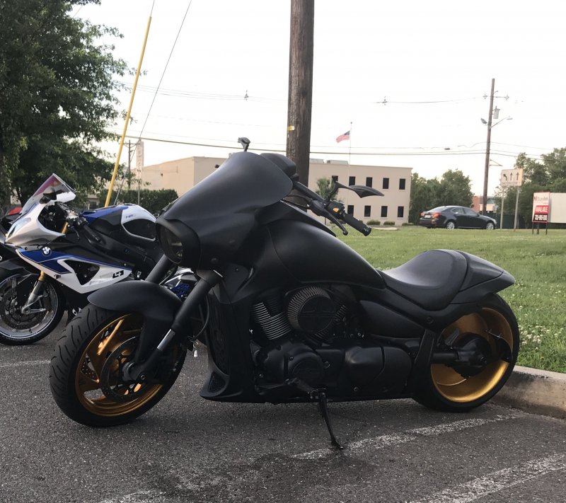 Suzuki Boulevard m109r