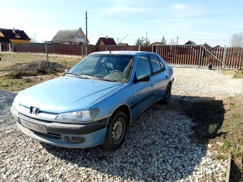 Peugeot 306 1993 – 2002 седан