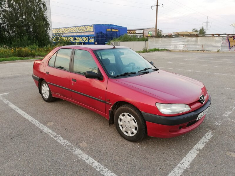 Peugeot 306 1993 – 2002 седан
