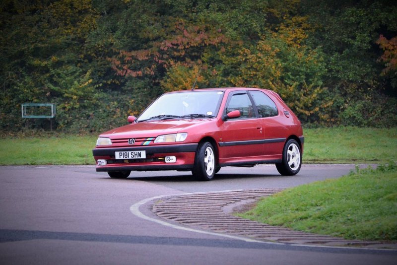 Peugeot 306