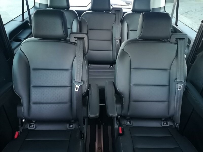 Peugeot traveller Business VIP 7 мест салон