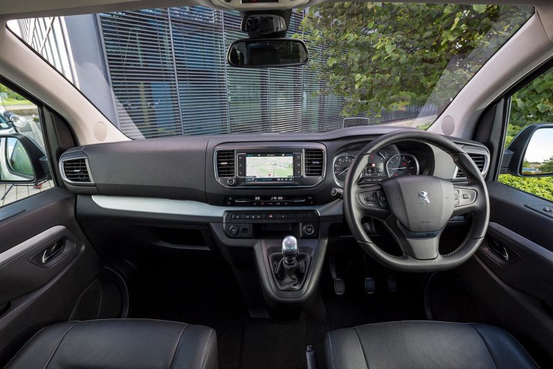 Peugeot traveller торпеда
