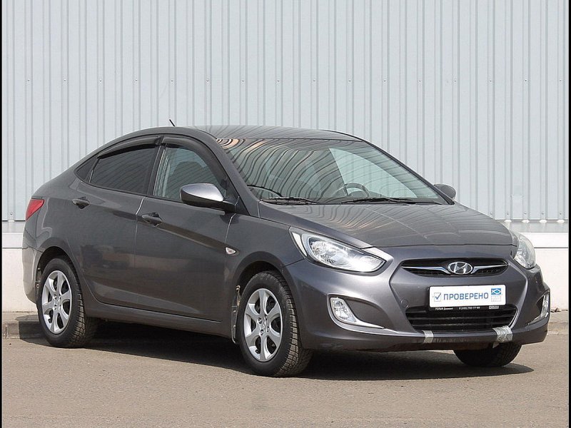 Hyundai Solaris i 2011
