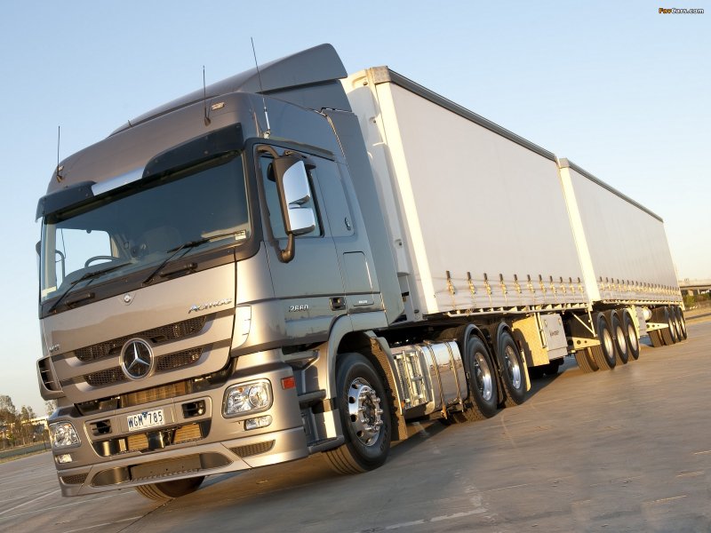 Mercedes Benz Actros 1 32