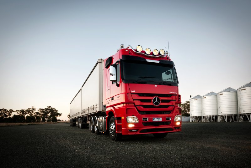 Mercedes Benz Actros 2013