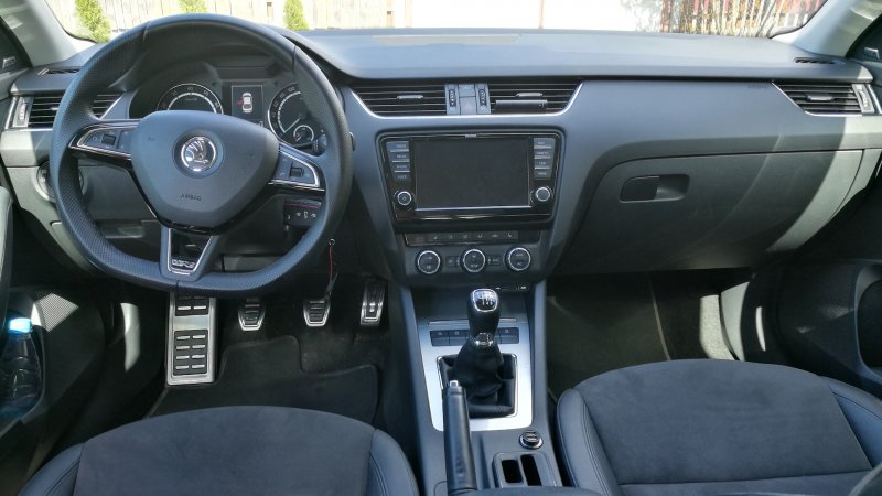 Octavia a7 салон