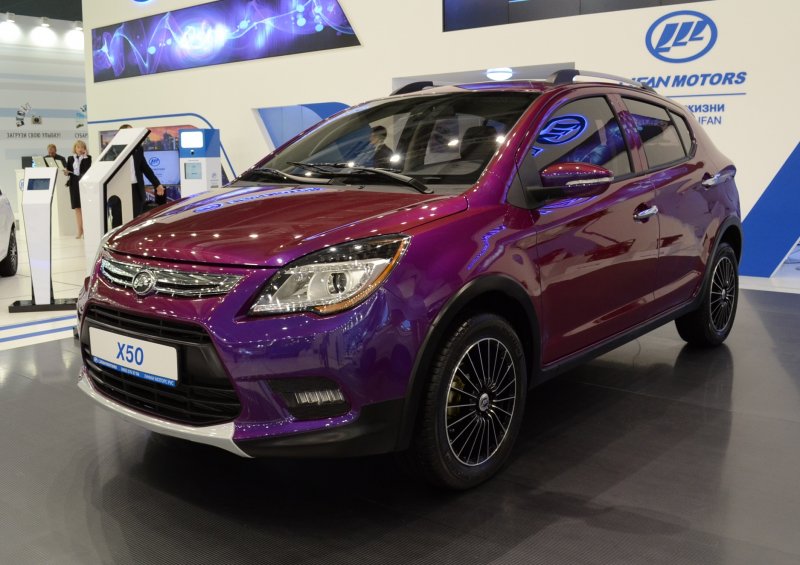 Машина Lifan x50