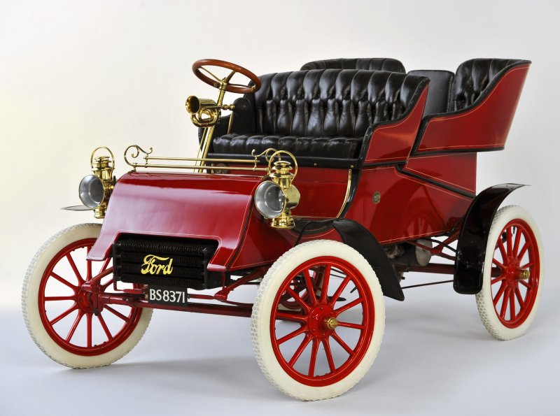 Первый автомобиль Генри Форда 1903