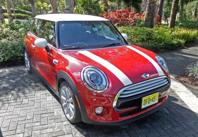 Красный Turbo Mini Cooper