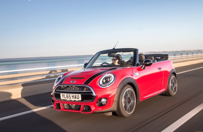 Mini Cabrio JCW