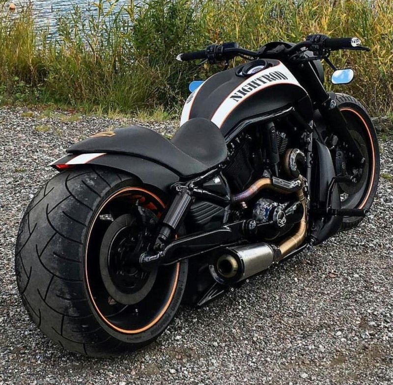 Мотоцикл Харлей Дэвидсон Night Rod