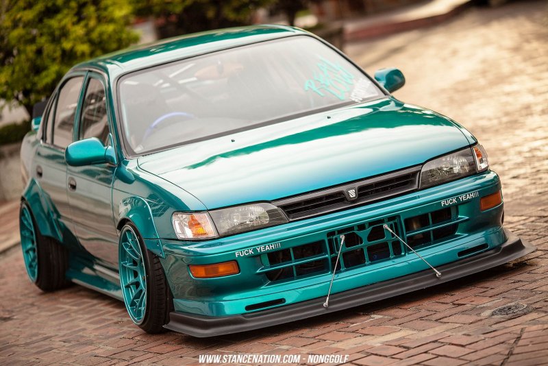 Toyota Corolla ae100
