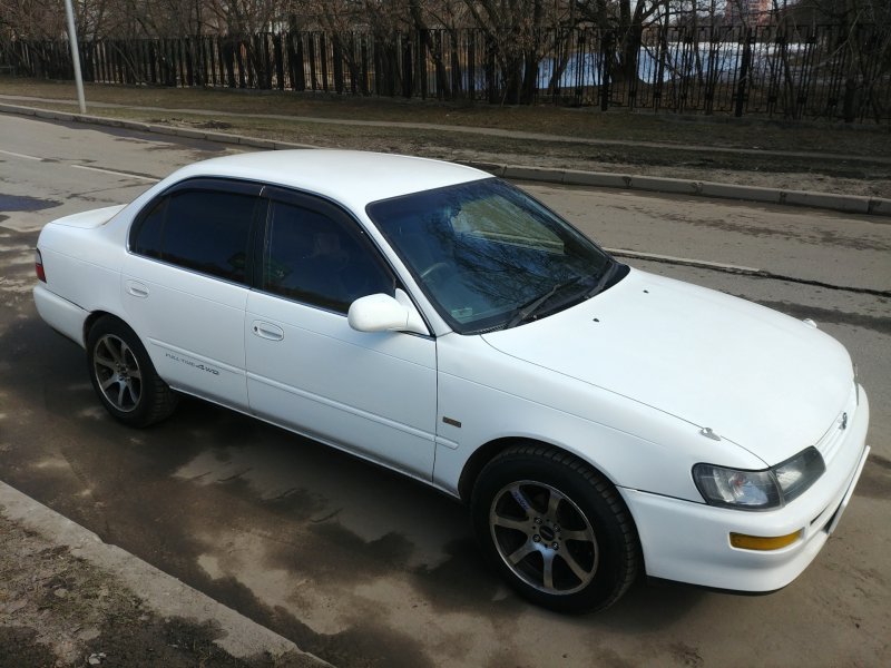 Губа на Toyota Corolla ae100