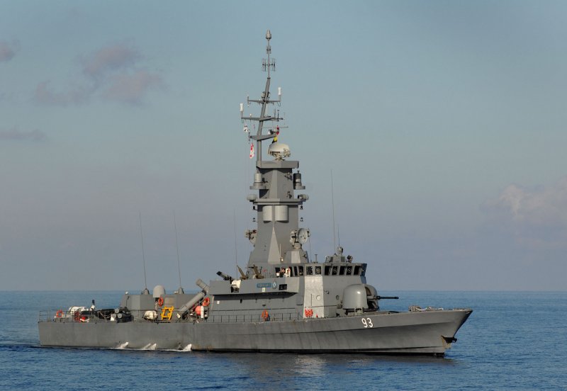 Фрегат USS Elrod FFG