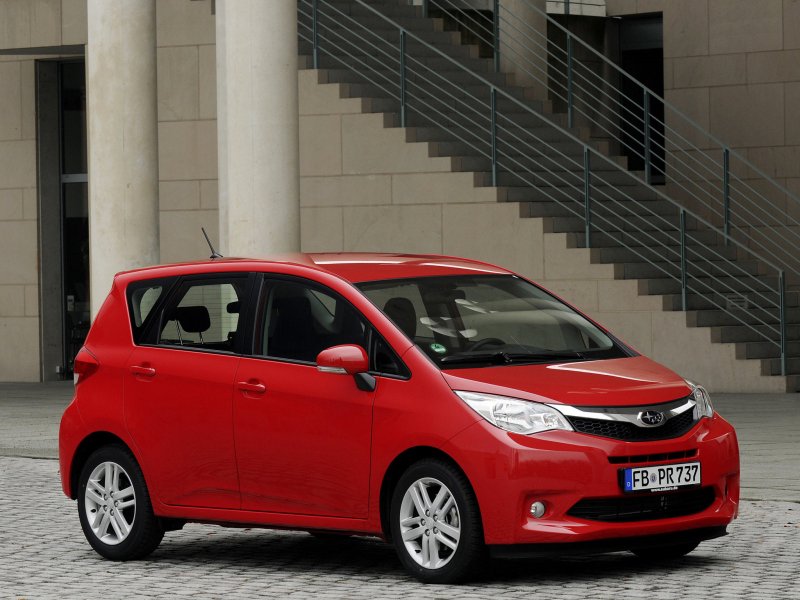 Subaru Trezia 2012