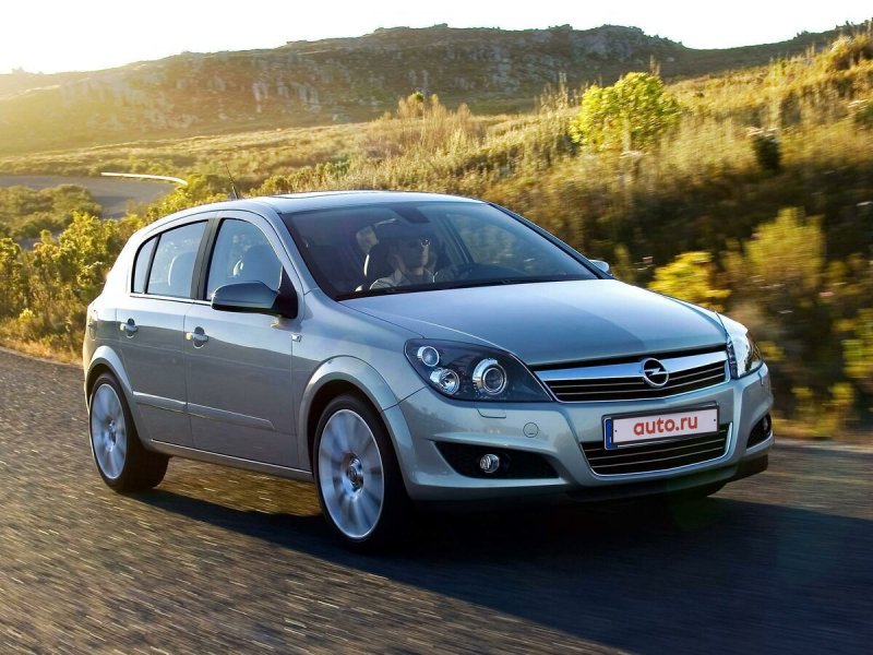 Opel Astra h 2004