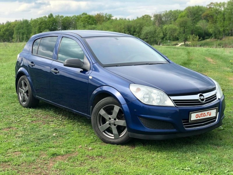 Опель Астра h 2008 хэтчбек
