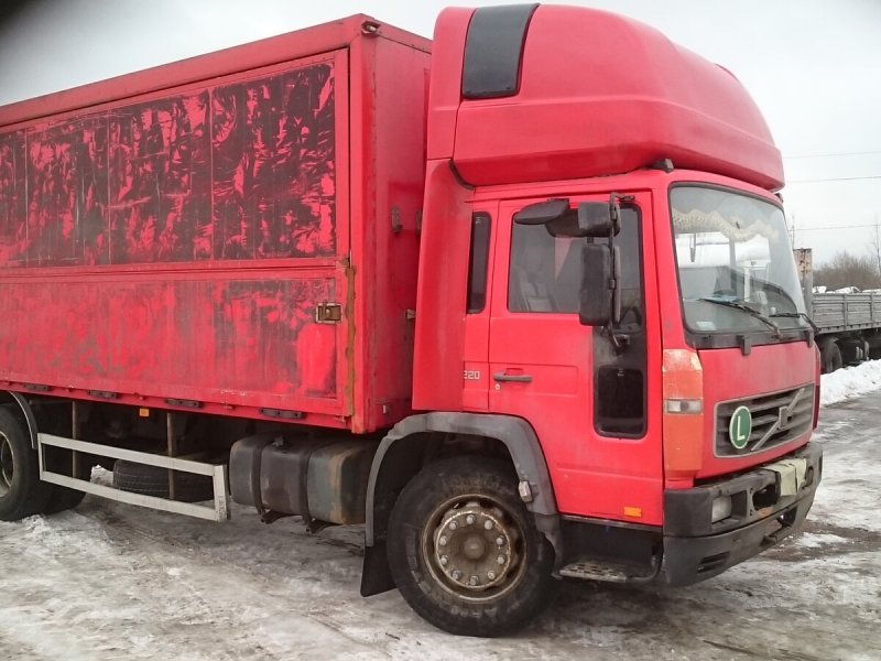 Volvo FL 2005