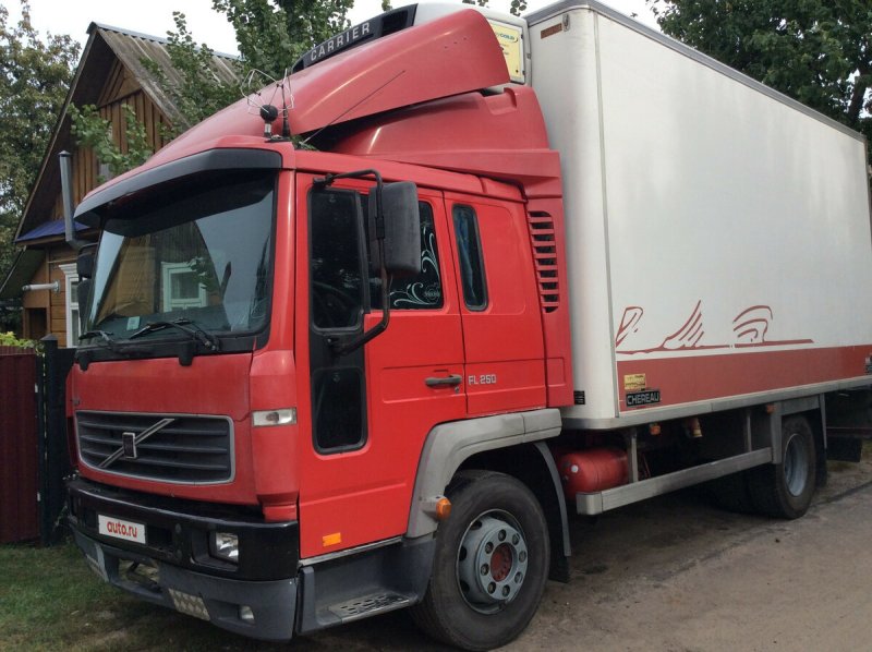 Вольво фл 6 2003 года