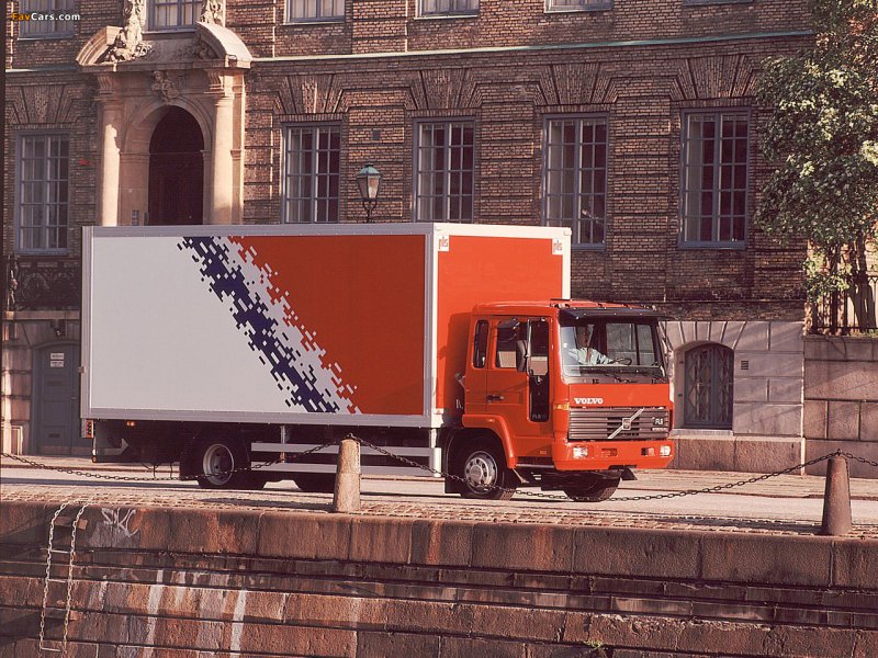 Volvo FL 2000