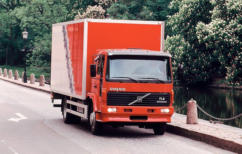 Volvo FL 2000