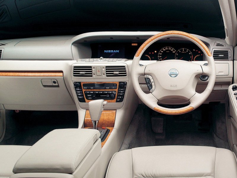 Nissan Gloria y34 салон