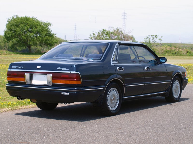 Nissan Cedric y31 седан