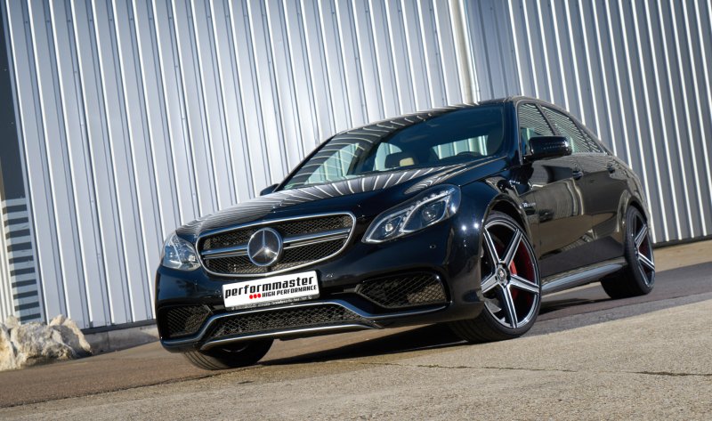 Mercedes Benz e63 AMG