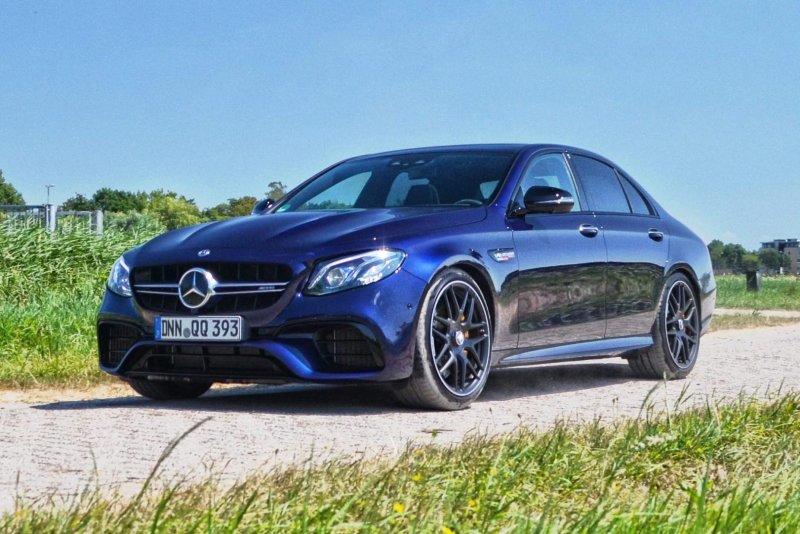 Мерседес АМГ e63 s