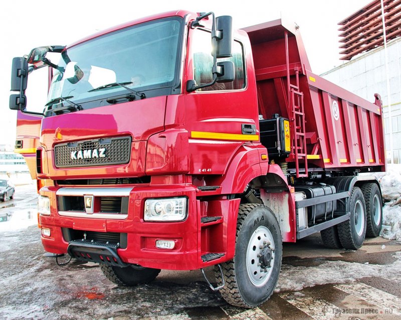 КАМАЗ-65802 (6х6) — самосвал