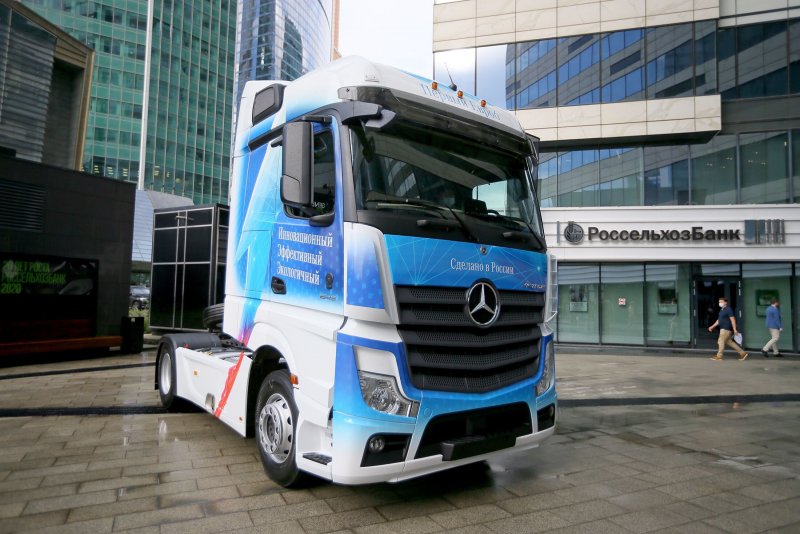 Ман TGX 2021