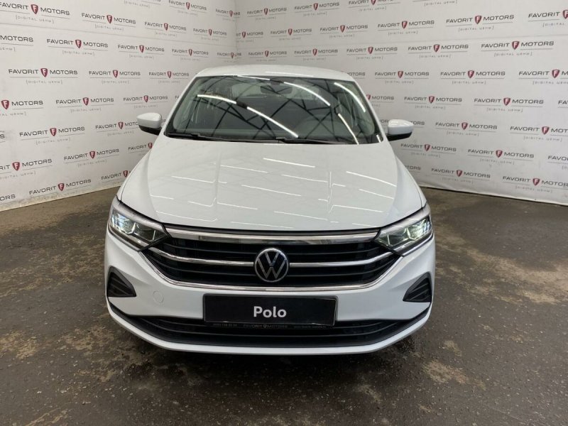 Volkswagen Polo 2021 белый